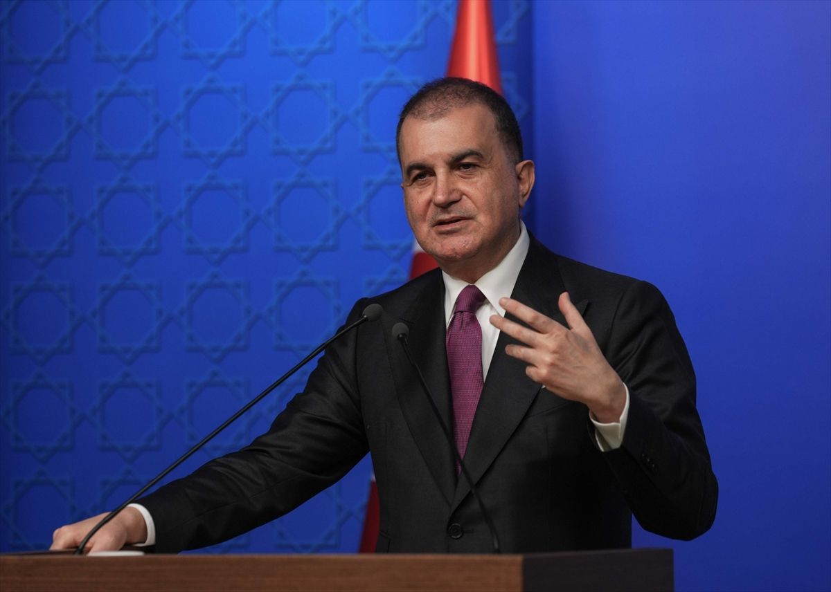 AK Parti İzmir Milletvekili Aksoy’dan Cemil Tugay’a Sert Yanıt: “Kredi Anlaşmaları İddiası Gerçek Dışı”