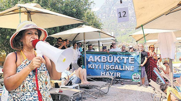 Ege’de plaj ücretlerine vatandaşlardan tepki
