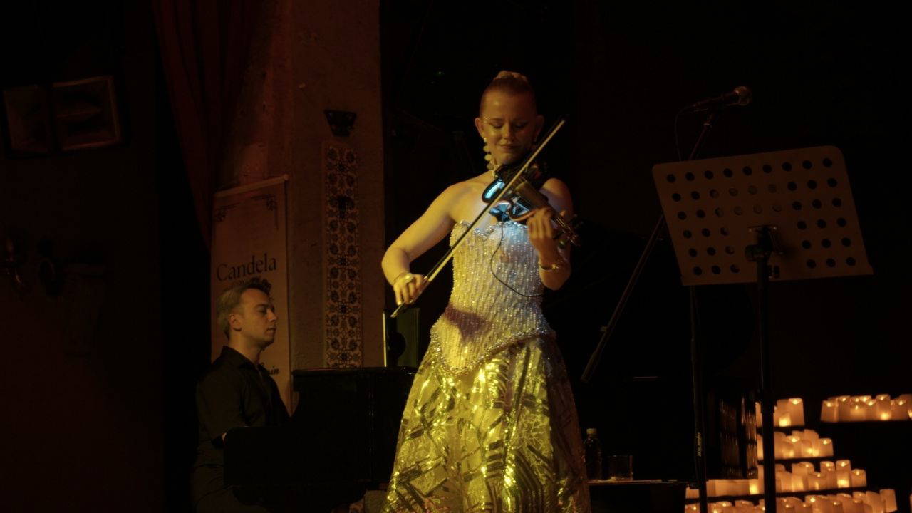 Candela concert beyoglu sahnede muzikseverlerle bulustu dRxsPSLd