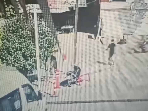 Istanbulda dehset anlari eski nisanlisiyla birlikte olan cocukluk arkadasina kursun yagdirdi m1SrPP8J